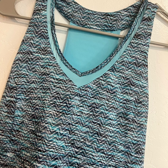 MPG Size Medium Aqua Print Athletic Wear size M - Picture 2 of 7